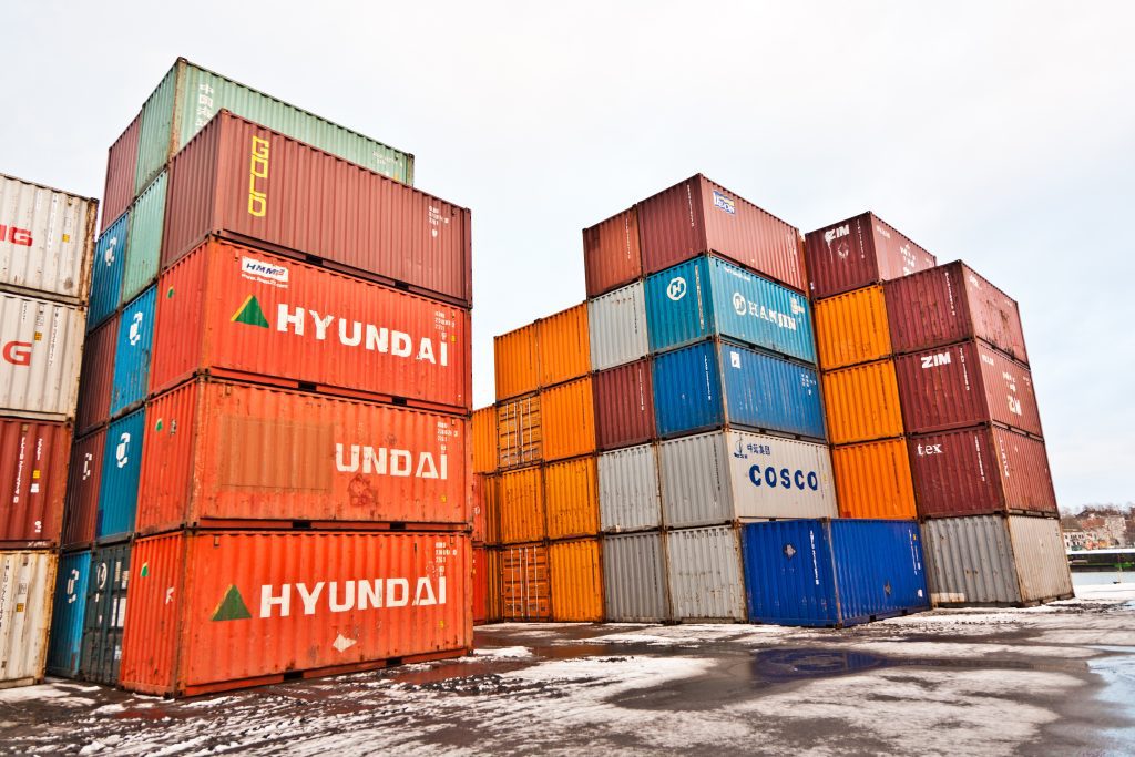 Why shipping containers make great storage units in Alberta