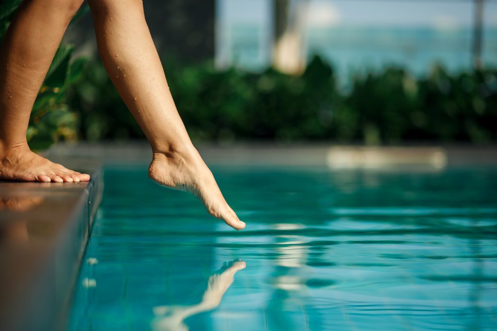Do shipping container pools need a liner - yellowhead