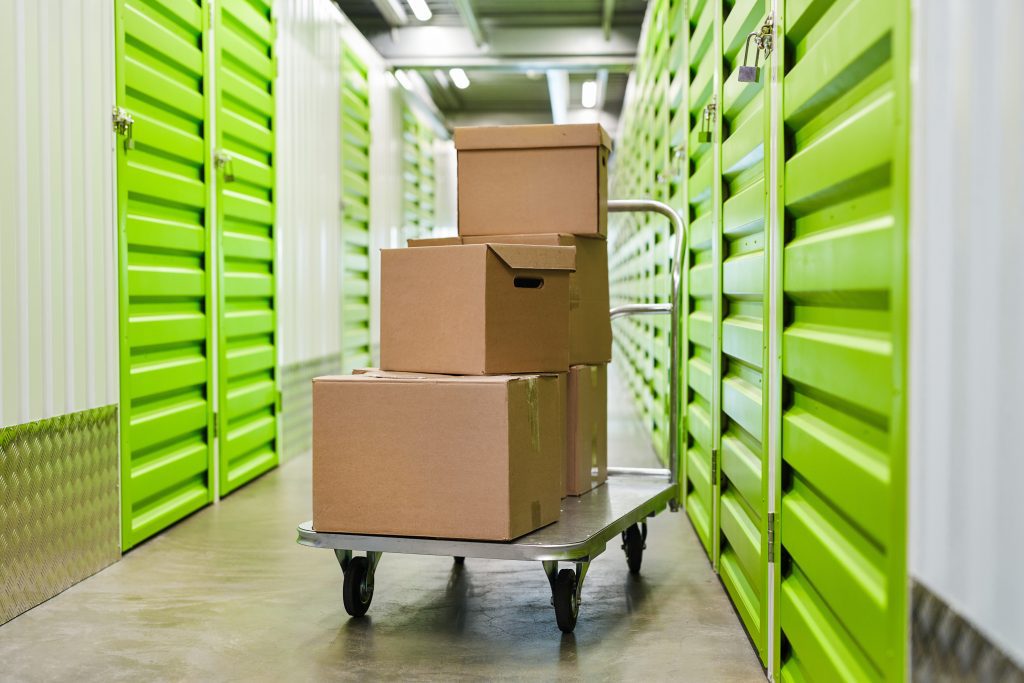 Does Yellowhead Storage offer any assistance with moving heavy items into my storage unit?