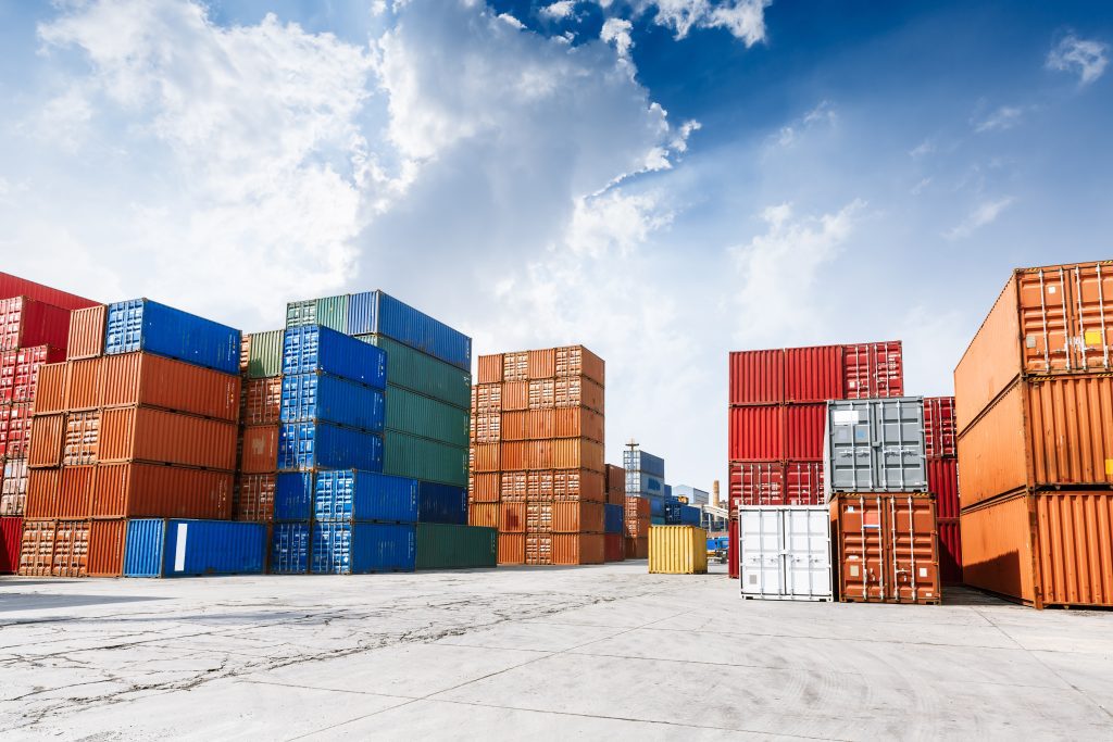 Any tips for organizing a storage unit to make it easy to find items when needed?