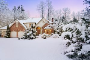 How Self Storage Helps You Maintain an Organized Home All Year Long